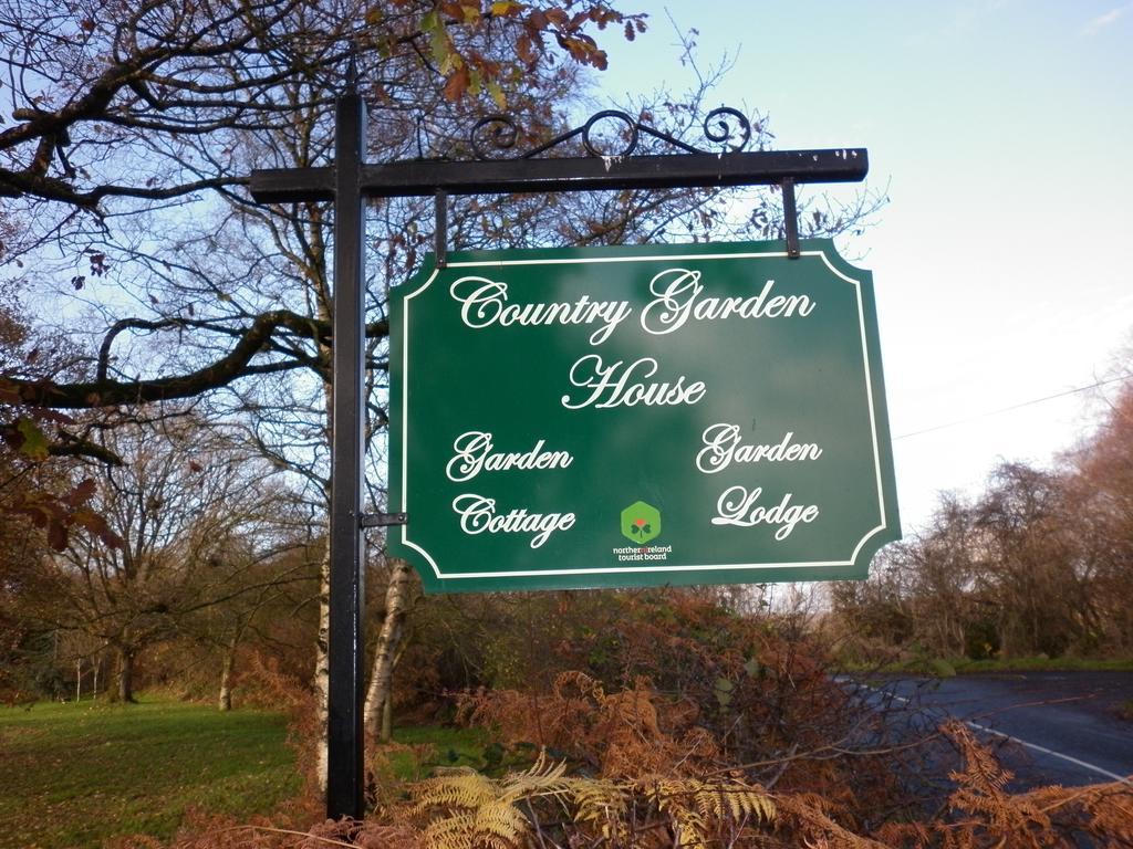 Country Garden House Holiday Homes Ballymoney Room photo
