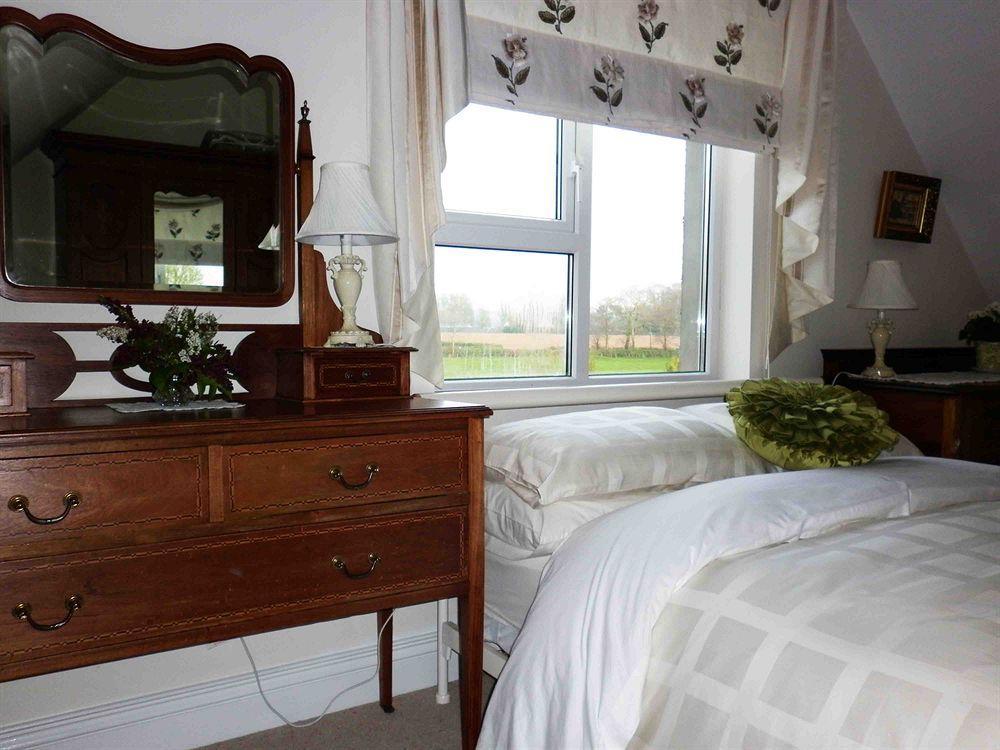 Country Garden House Holiday Homes Ballymoney Exterior photo